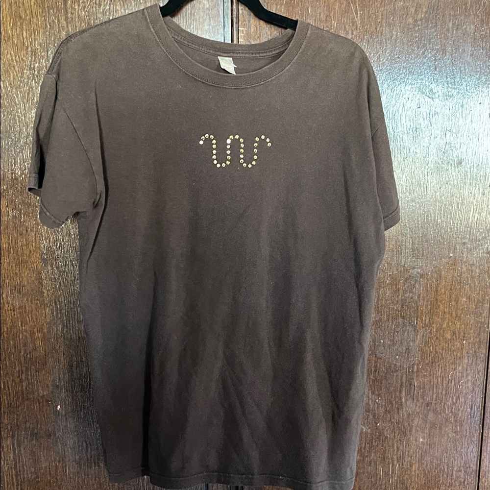 Anvil Brown Short Sleeve Tee with King Ranch Dot Design